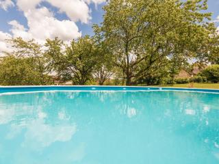 Farmhouse in Saint-Priest with Pool & Terrace - Saint-Priest-les-Fougères - 5