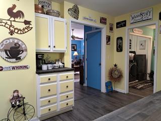 Buffalo Bend 3 BR near Lexington - Hot Tub - - 1