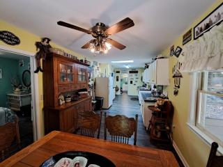 Buffalo Bend 3 BR near Lexington - Hot Tub - - 2