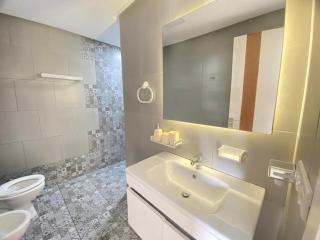 Luxury modern apartment retreat - Cabo Negro - 9
