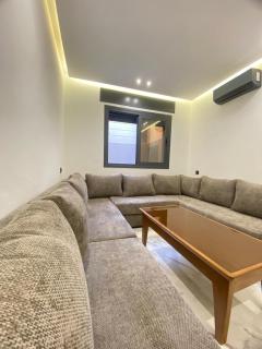 Modern Equipped Central Suite terassa 8 - 0