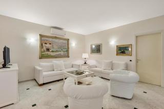 GOLDEN LUXE - Classic 3 Suites sul mare Marmo di Carrara design - 5