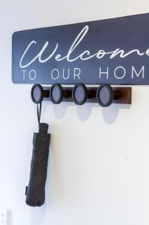 Sun-Soaked City Escape, 2BR and 2Bath Townhouse - 2