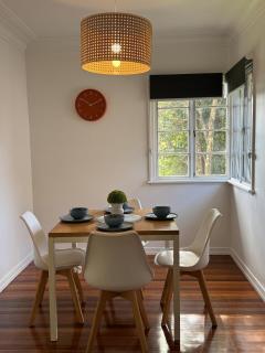 Cozy 4BR Cottage Close to Schools & Shops&Lookout - 6