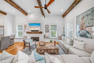 Pinecrest Retreat - 2