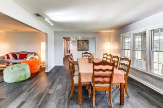 Group-Friendly Home with Game Room in Albany! - Albany - 5