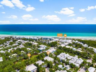 Molly's Beach Haven - 8