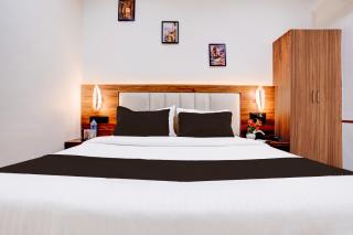 Hotel Ananta Near Andheri Station - Mumbai - 6