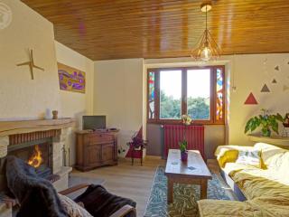 Gîte chaleureux avec cheminée, jardin et four à pain, idéal pour des vacances paisibles en nature - FR-1-496-57 - Marlhes - 5