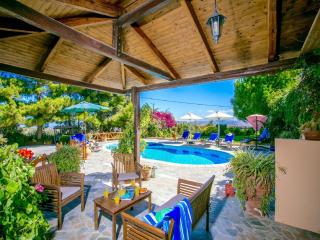 Villa in Heraklion with Private Pool & Beaches - Heraklion - 1