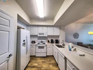 12th Floor Bchfront Condo-Amazing Views! Sleeps 8! - Navarre - 2