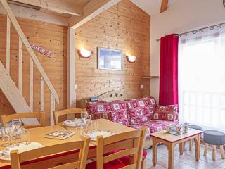Chalet cosy 2 pièces près des pistes, 6 pers, parking inclus - FR-1-840-23 - 2