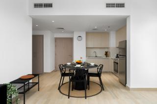 Maison Privee - Chic Yas Island Escape with Iconic Ferrari World Vws - Abu Dhabi - 7
