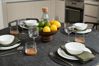 Maison Privee - Chic Yas Island Escape with Iconic Ferrari World Vws - Abu Dhabi - 3