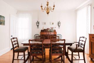 The County Queen - Historic Home in Picton - Picton - 3