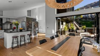 Matakauri House by MajorDomo - Stylish Four Bedroom Villa - Queenstown - 2