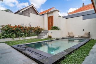 Villa Urip Canggu - 0