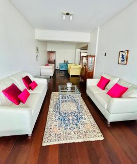 COP 30 - APARTAMENTO todo REFORMADO - CONFORTO pra 7 PESSOAS - CENTRAL - perto de PONTOS TURÍSTICOS e dos EVENTOS - GARAGEM e PORTARIA ELETRÔNICA - SERVIÇO DE LIMPEZA DIÁRIO e ATENDIMENTO BILÍNGUE 24hs - Belém - 7
