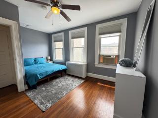 Beautiful COZY House 4BR and Parking in DC - Washington - 0