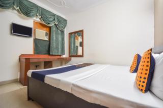 SPOT ON 36686 Hotel Om Shanti Palace - Chandīgarh - 0