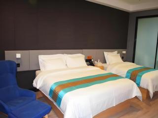 UP and IN Hotel Xinjiang Aletai Beitun City Huayang Road - 7