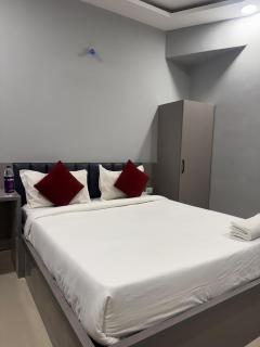 Smart Hotels - Lingampalli - 9