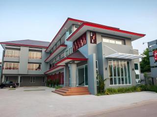 Soontree House Hotel - Udon Thani - 0