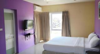 C2 Residence Hotel - 4