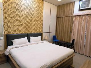 Hotel O Golden Swan Hotel - Ghaziabad - 5