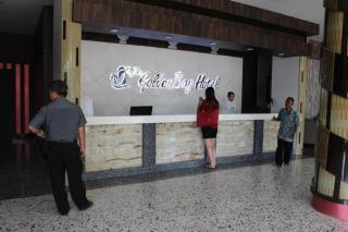 The Golden Bay Hotel Batam - 1