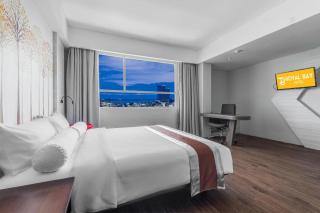 Royal Bay Hotel Makassar - Makassar - 1
