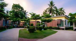 Lake Terrace Resort - 9