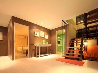 The Royal Chiangkhan Boutique Hotel - 1