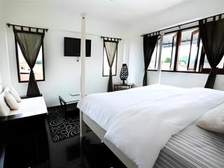 The Royal Chiangkhan Boutique Hotel - 1