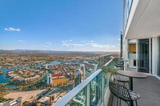 Skyview on Surfers - 3 BDR Level 52 Sub-Penthouse - 7