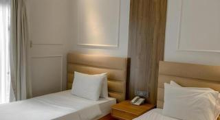 Queen Margarette Hotel - 3