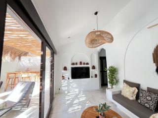White Harsita Villa Seminyak - Managed by Harsita Villa Management - Seminyak - 2