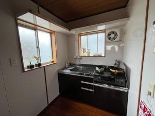 閑静な立地 繁華街とコンビニ バス停徒歩圏内 奄美 Guest House iroha 1日1組 2025年5月 Open Quiet Location Near Downtown One Group Per Day - 2