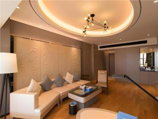 Clear Lake Hotel - 4