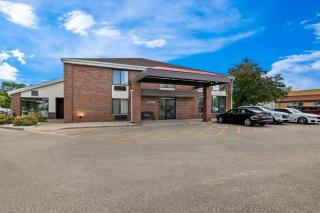 Super 8 by Wyndham Watertown WI - Watertown - 9