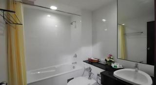 The Flora May Resort - Hat Yai - 2