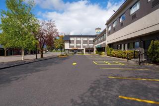 Days Inn by Wyndham Terrace - Terrace - 6