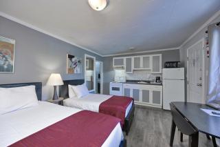 Maple Leaf Motel & RV Park Resort - 2