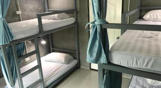 Chomjan Hostel - 1
