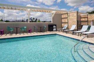 Home2 Suites By Hilton Clearwater St. Petersburg Ulmerton Rd - Clearwater - 1
