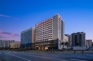 Hilton Garden Inn Shaoguan Furong New Town - Shaoguan - 0