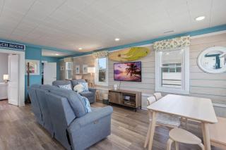 4119 - The Dolphin Boat - Kitty Hawk - 8