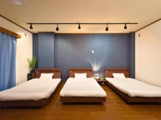 石垣島グループの宿 2216 にじいろ ユーグレナモール内 - 1