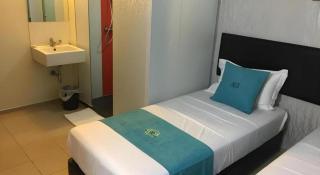 85 Beach Garden Hotel - 2
