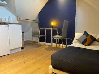 Loft Studio - Excellent City Location Near Station - 5